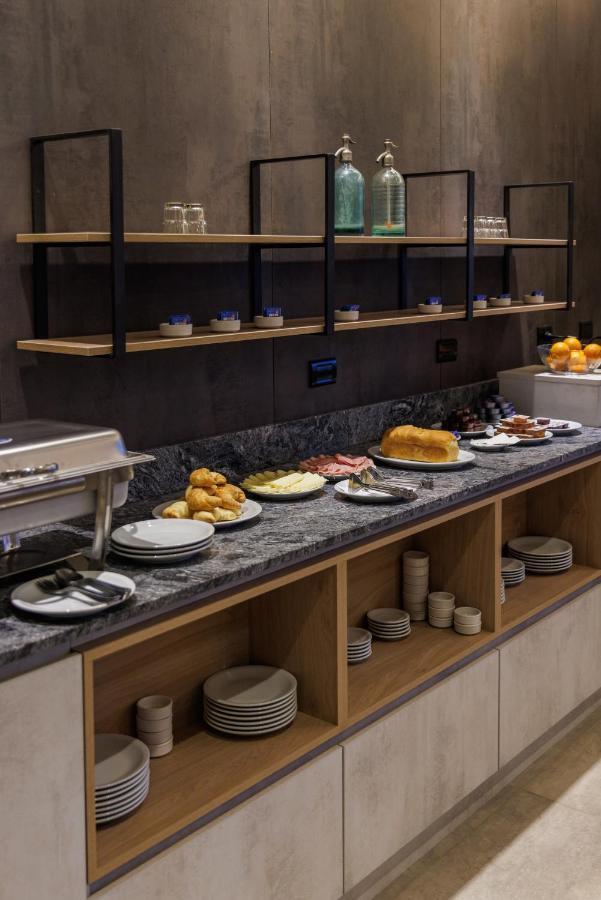 Fuente Mayor Hotel Terminal Мендоса Екстериор снимка